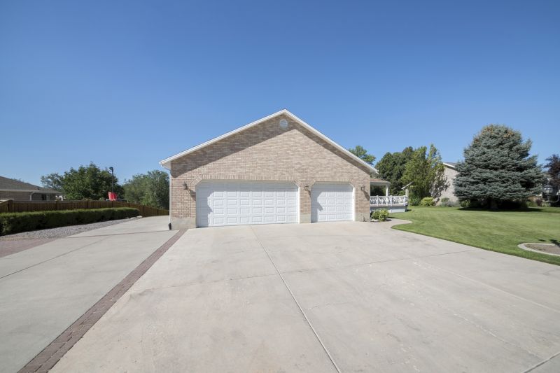 When A Concrete Driveway Is The Best Choice For Your Home